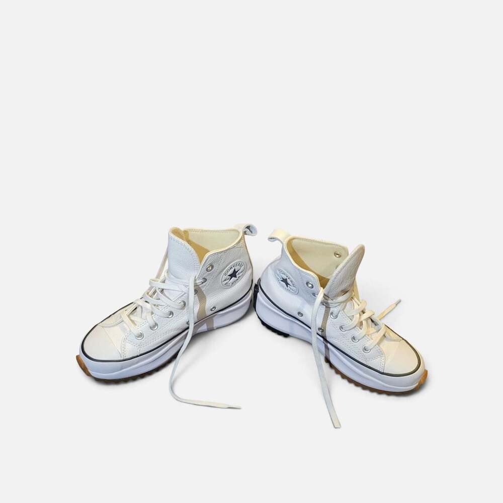 Converse Run Star Hike High Top Size 6 White Leather Platform Shoes